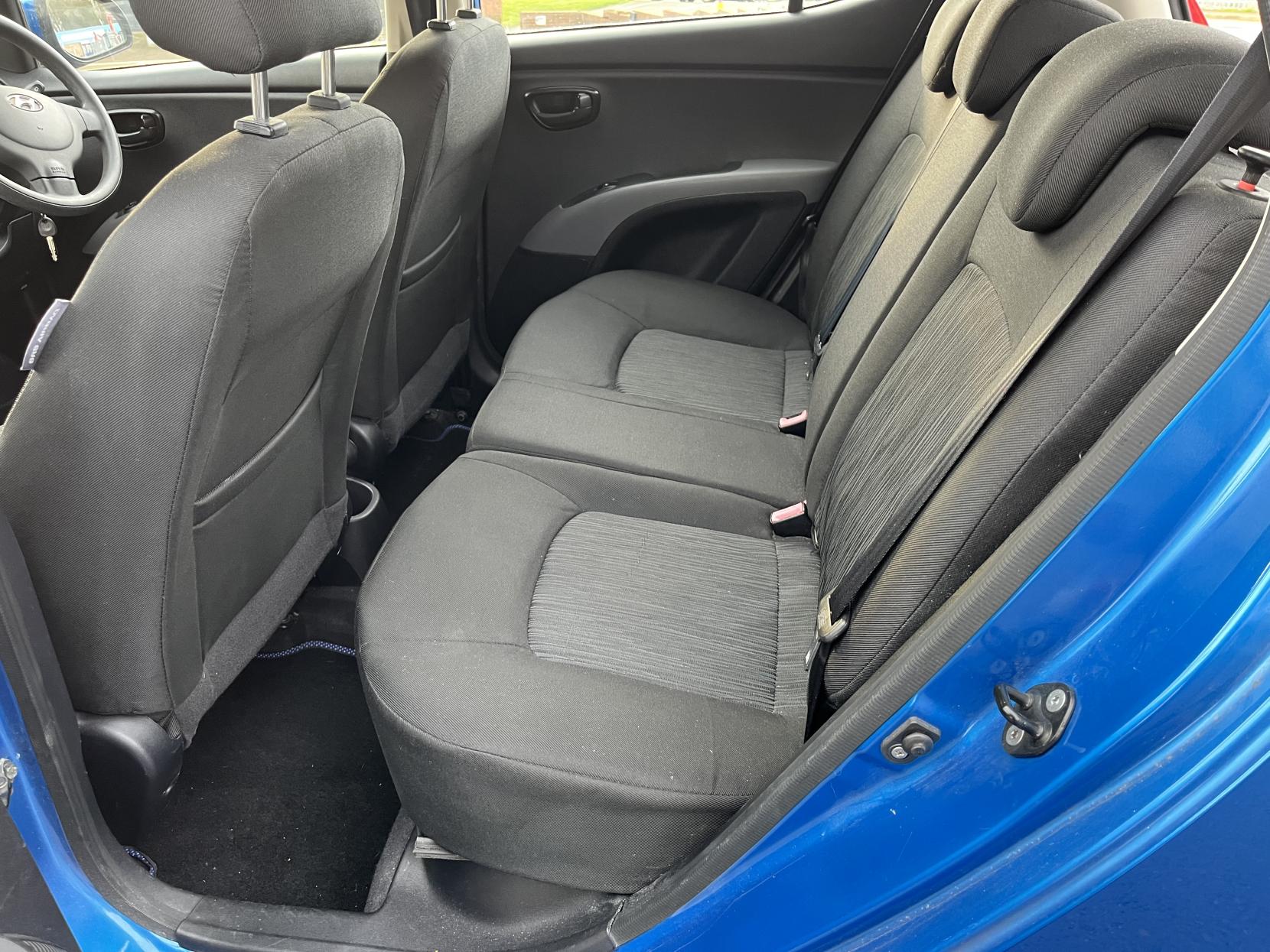 Hyundai i10 1.2 Active Hatchback 5dr Petrol Manual Euro 5 (85 bhp)