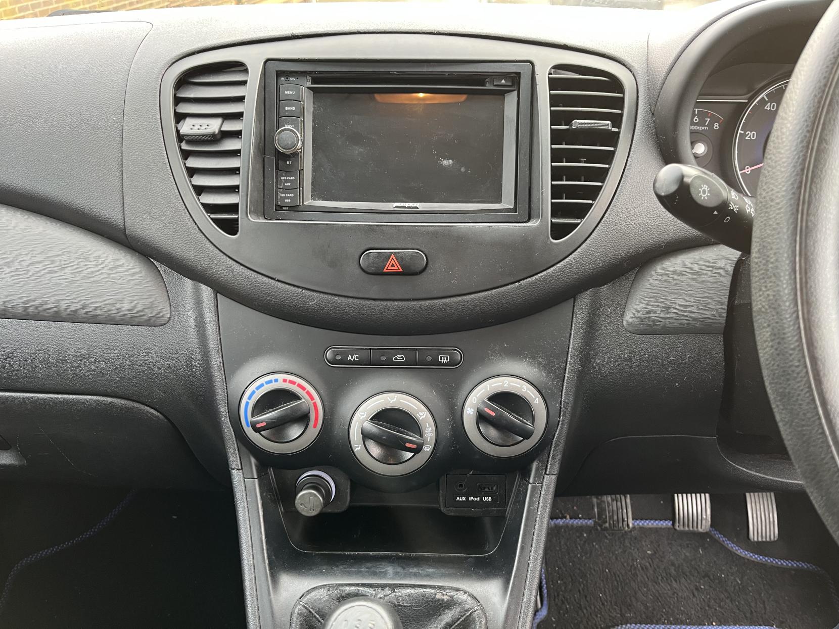 Hyundai i10 1.2 Active Hatchback 5dr Petrol Manual Euro 5 (85 bhp)