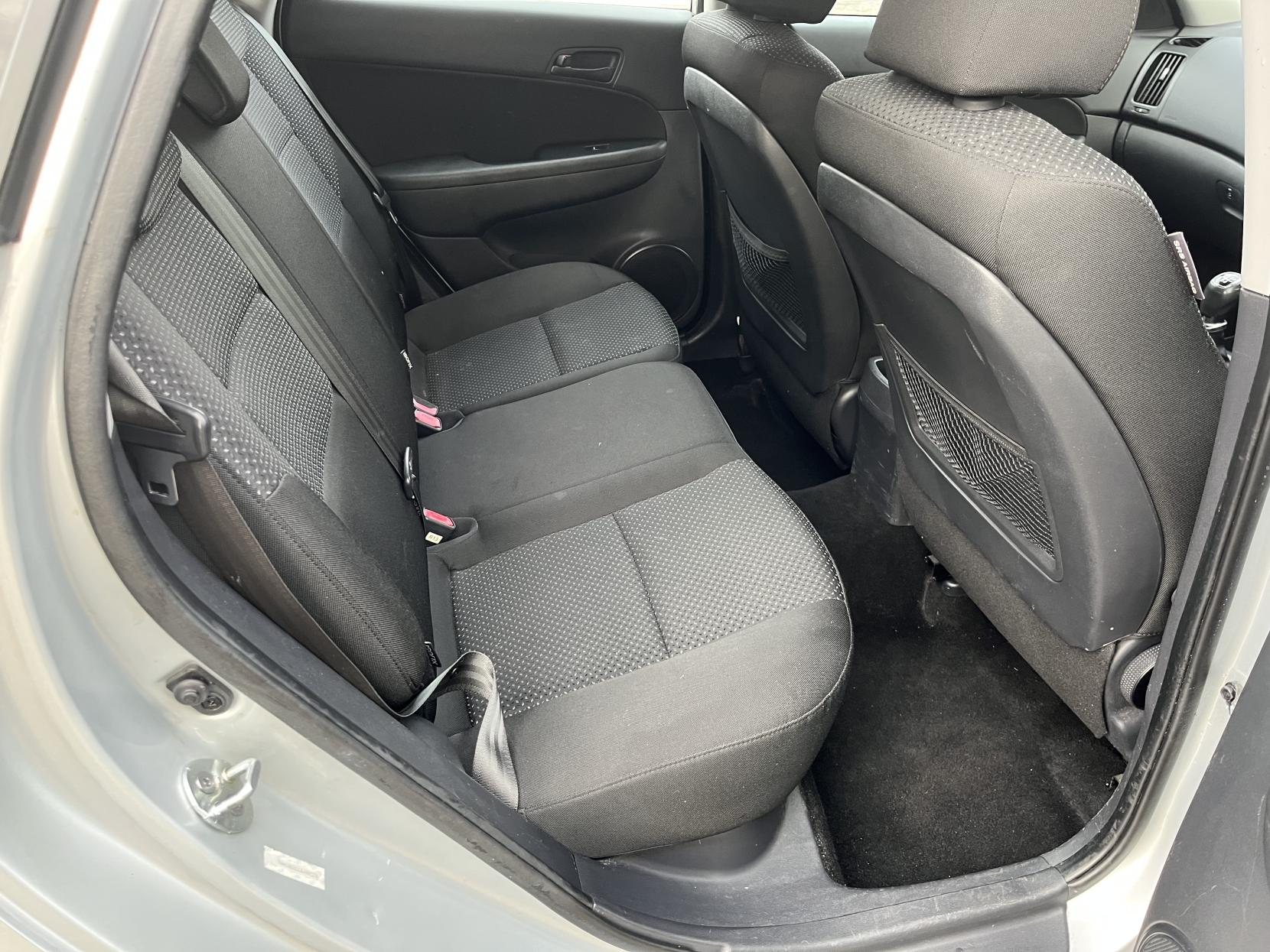 Hyundai i30 1.4 Comfort Hatchback 5dr Petrol Manual Euro 5 (108 bhp)