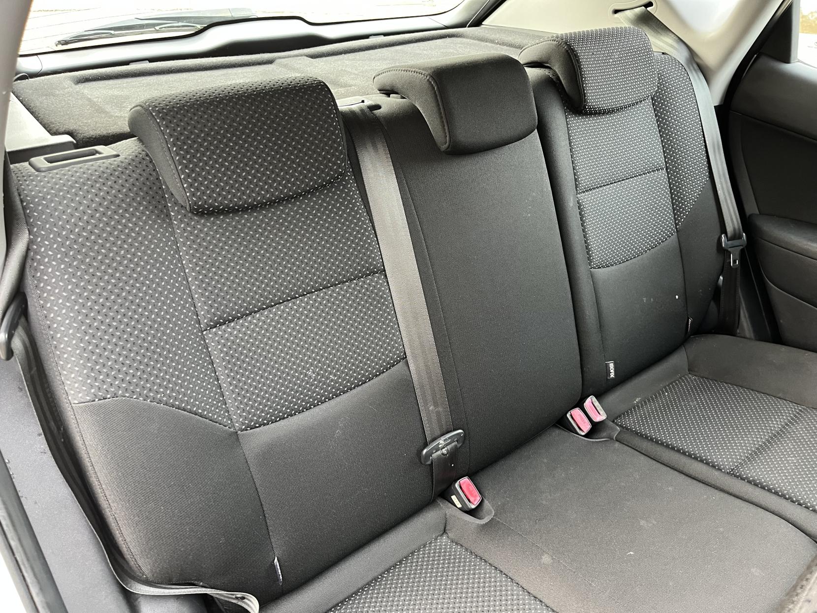 Hyundai i30 1.4 Comfort Hatchback 5dr Petrol Manual Euro 5 (108 bhp)