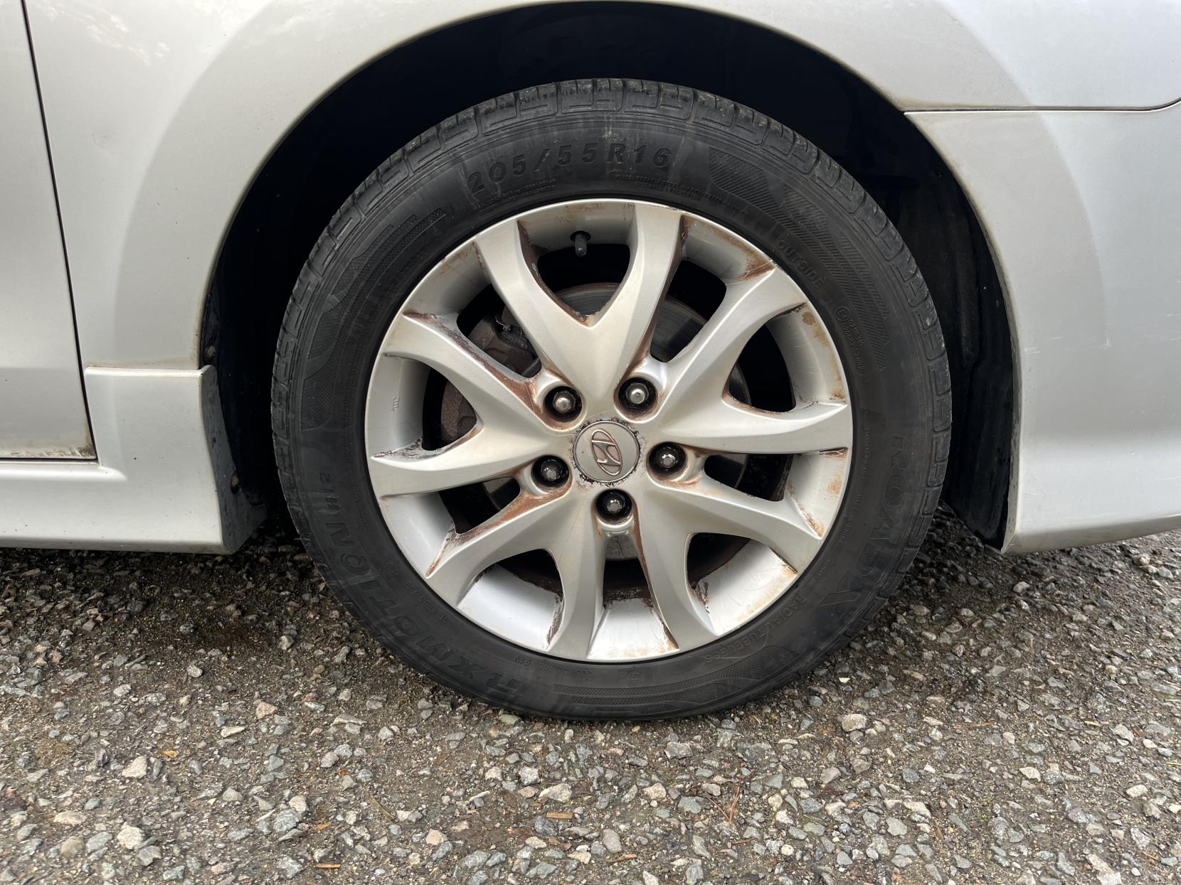 Hyundai i30 1.4 Comfort Hatchback 5dr Petrol Manual Euro 5 (108 bhp)