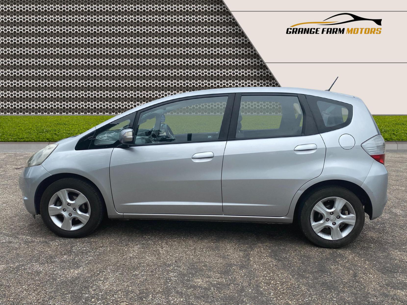 Honda Jazz 1.4 i-VTEC ES Hatchback 5dr Petrol Manual Euro 5 (99 ps)