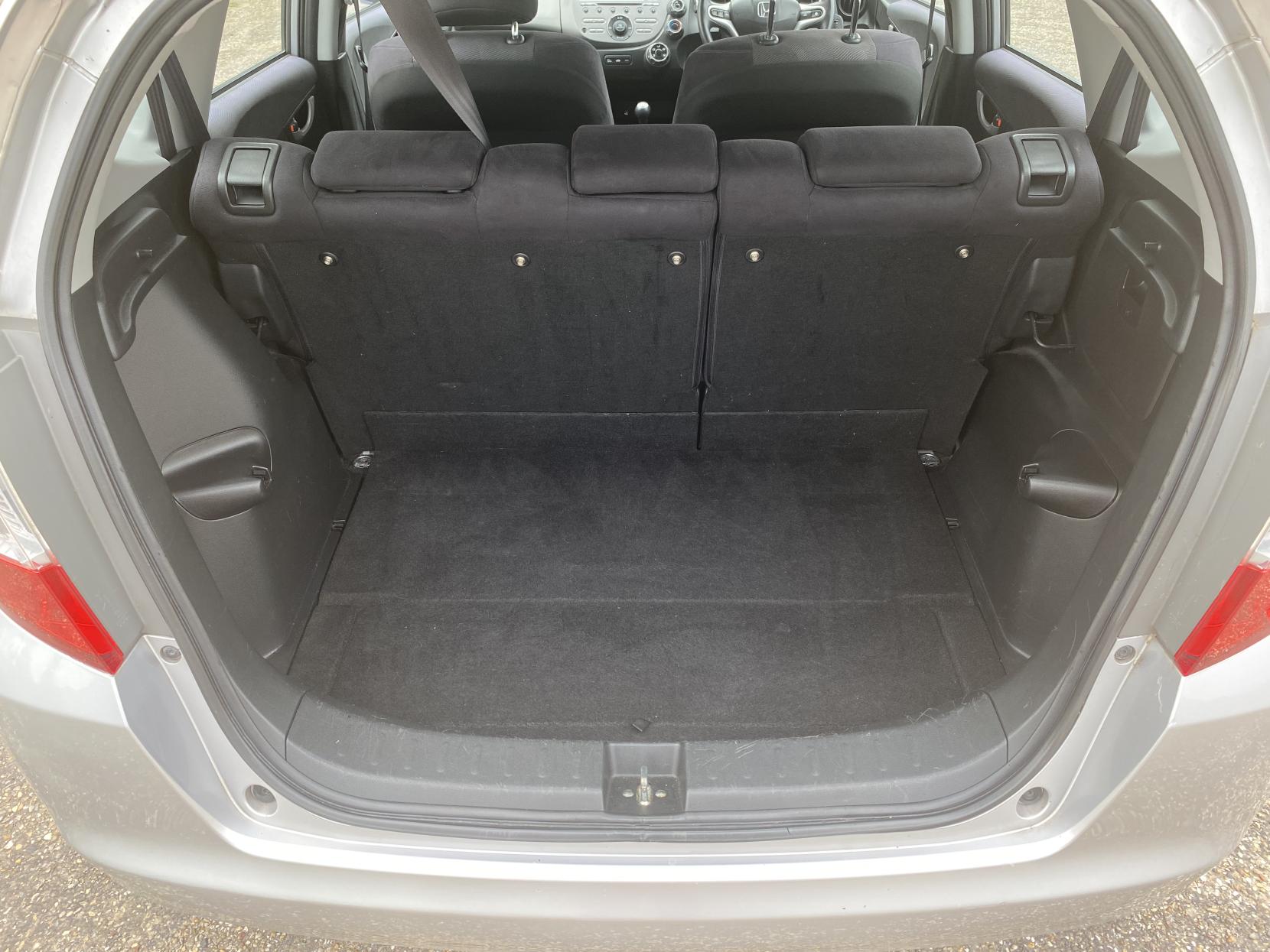 Honda Jazz 1.4 i-VTEC ES Hatchback 5dr Petrol Manual Euro 5 (99 ps)
