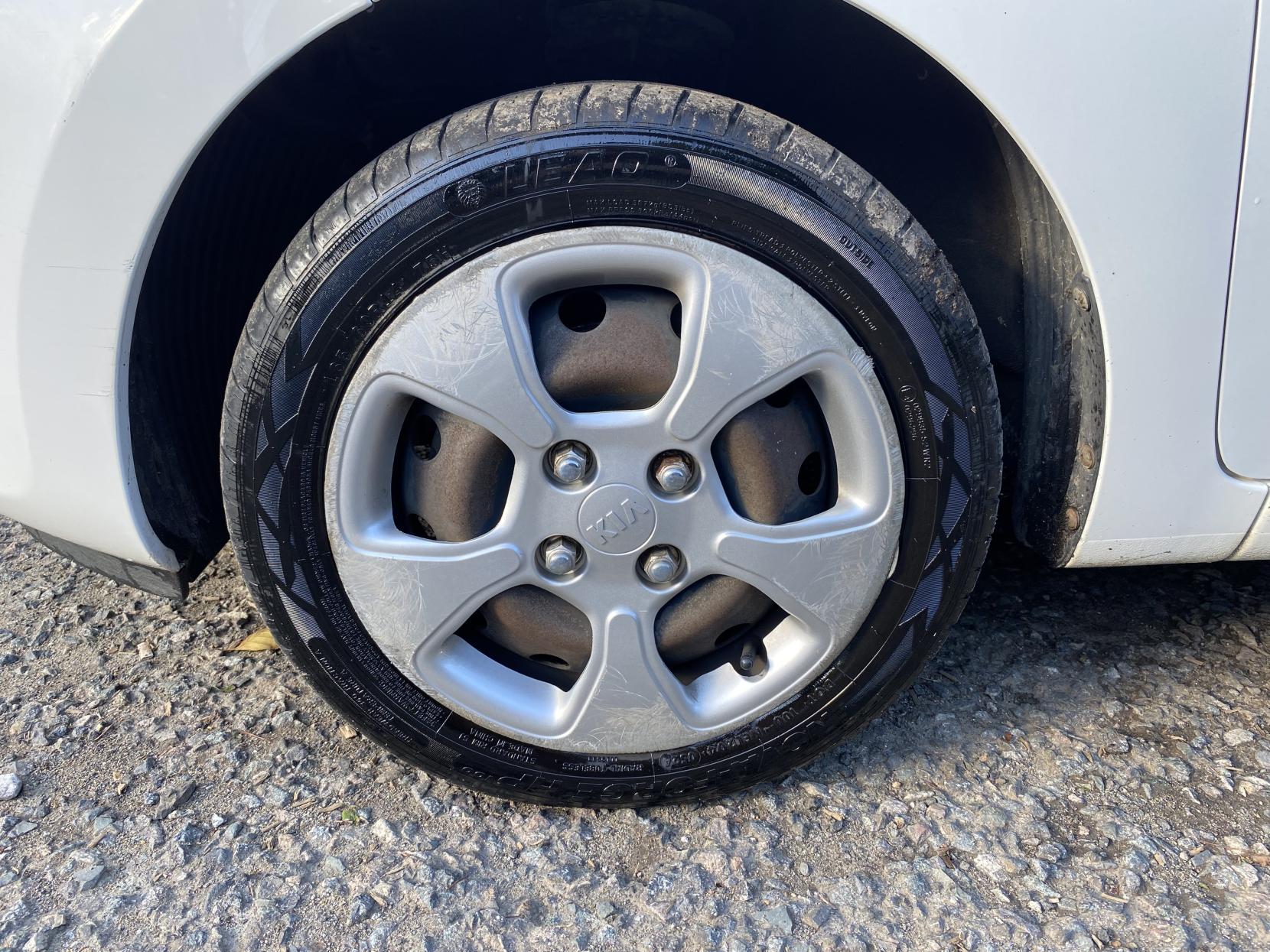 Kia Picanto 1.0 1 Air Hatchback 5dr Petrol Manual Euro 5 (68 bhp)