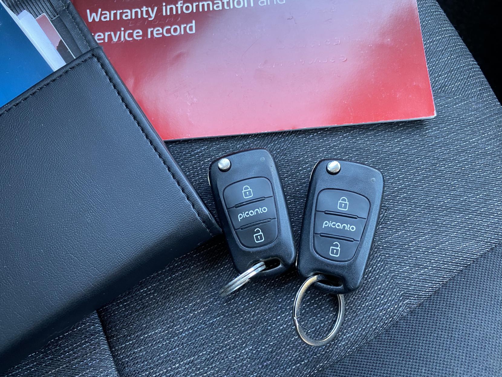Kia Picanto 1.0 1 Air Hatchback 5dr Petrol Manual Euro 5 (68 bhp)