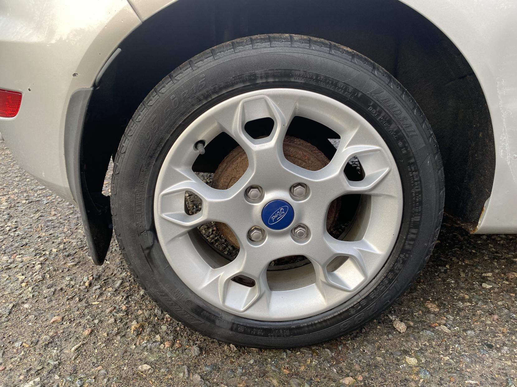 Ford Fiesta 1.25 Zetec Hatchback 3dr Petrol Manual (129 g/km, 81 bhp)