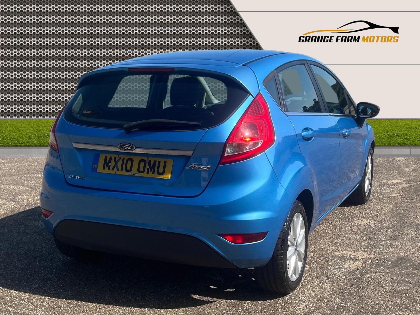 Ford Fiesta 1.25 Zetec Hatchback 5dr Petrol Manual (133 g/km, 81 bhp)