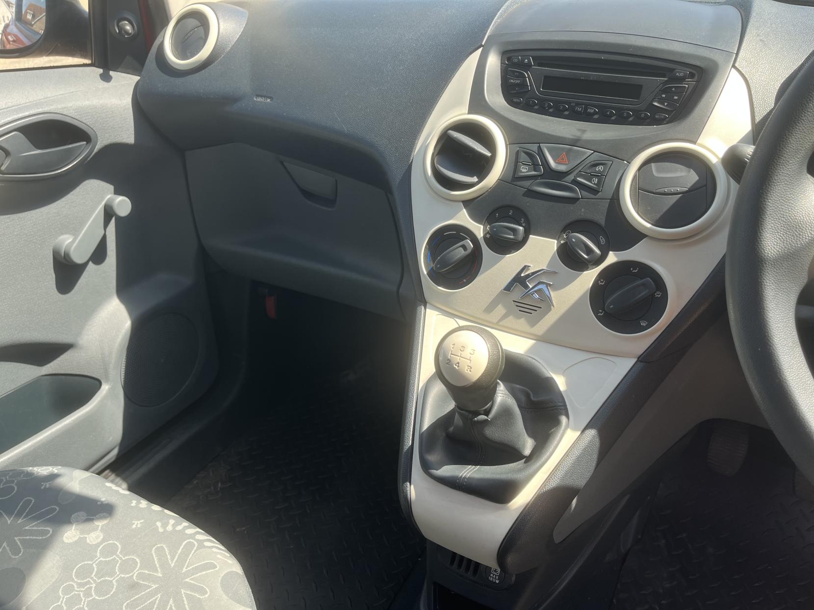 Ford Ka 1.2 Studio Hatchback 3dr Petrol Manual Euro 5 (s/s) (69 ps)