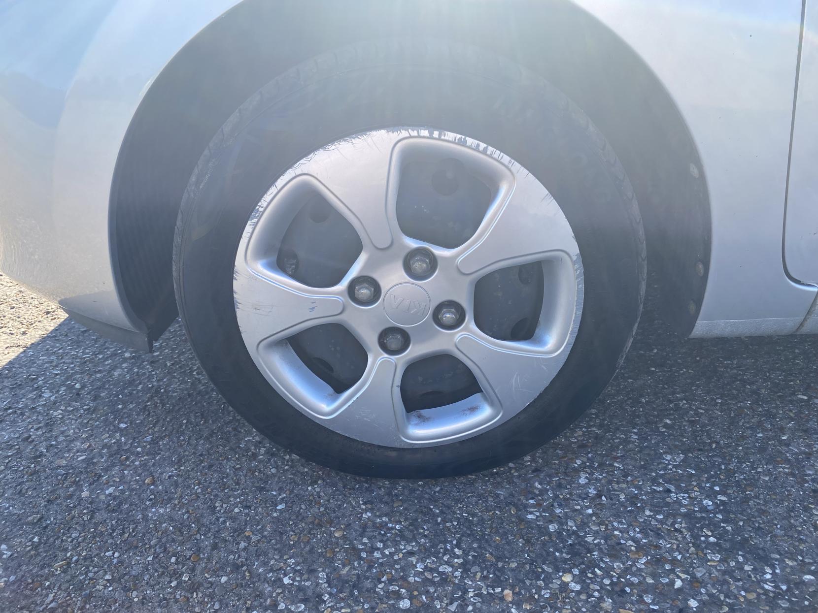 Kia Picanto 1.0 1 Hatchback 5dr Petrol Manual Euro 5 (68 bhp)