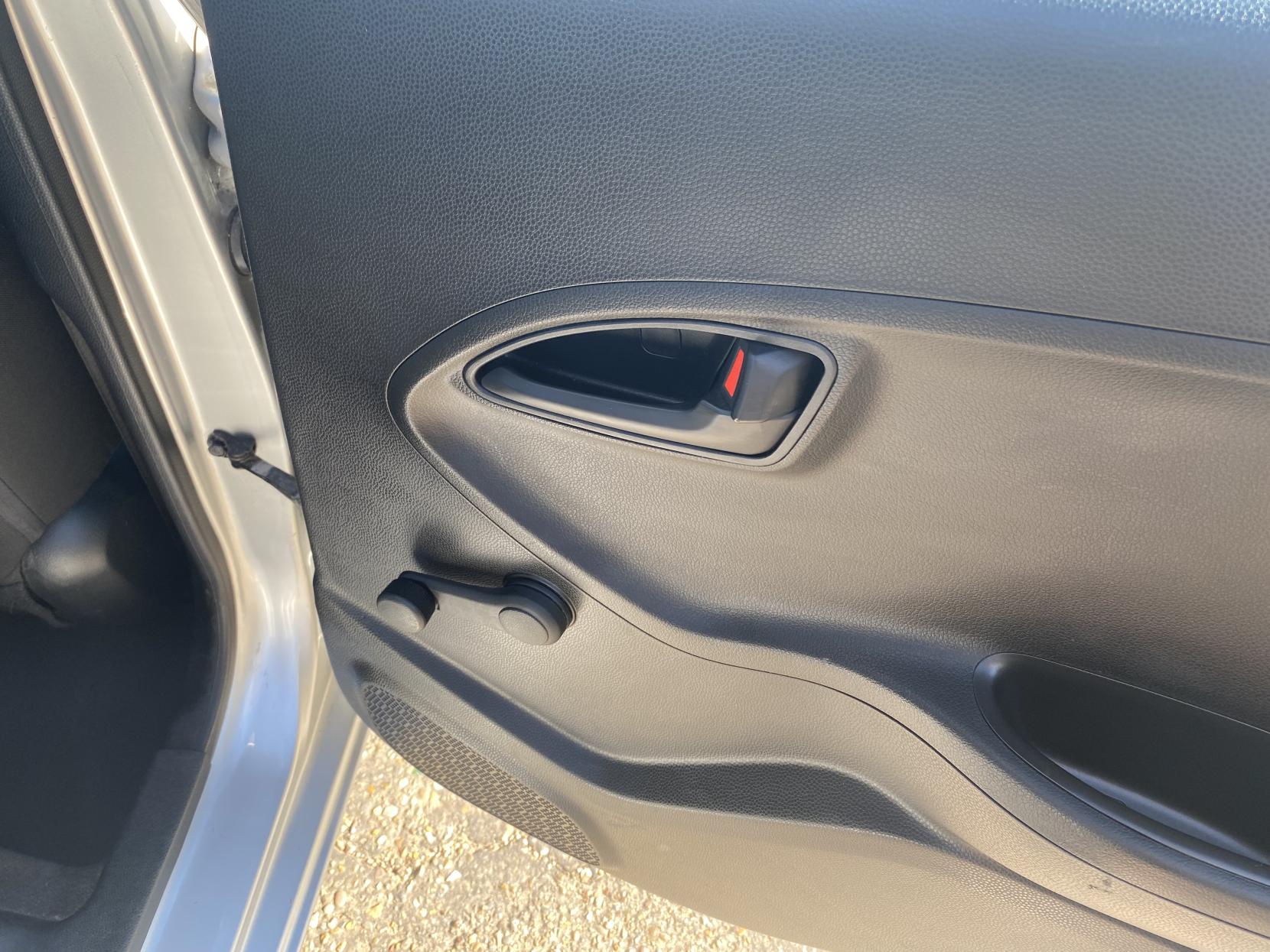 Kia Picanto 1.0 1 Hatchback 5dr Petrol Manual Euro 5 (68 bhp)