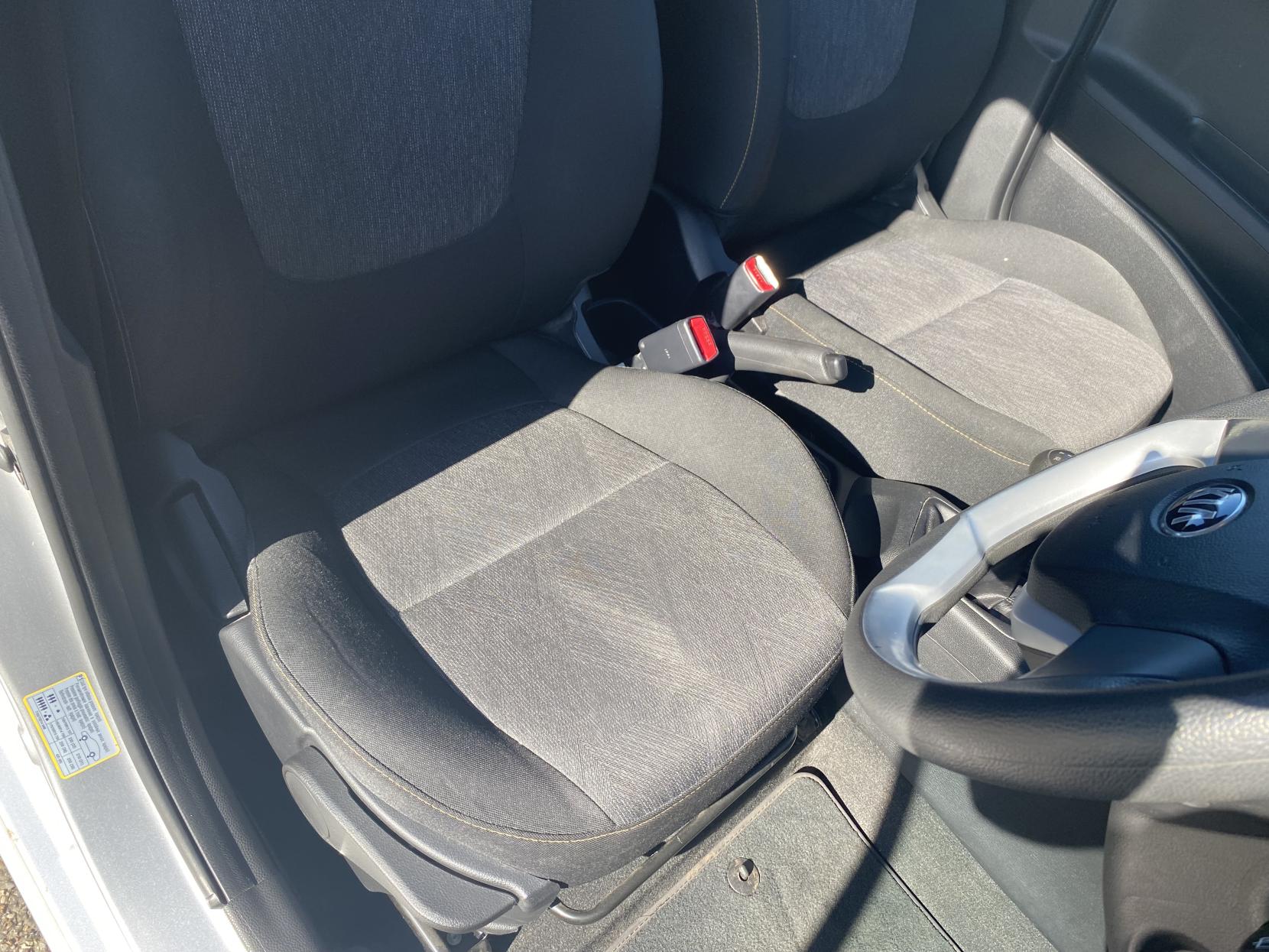 Kia Picanto 1.0 1 Hatchback 5dr Petrol Manual Euro 5 (68 bhp)