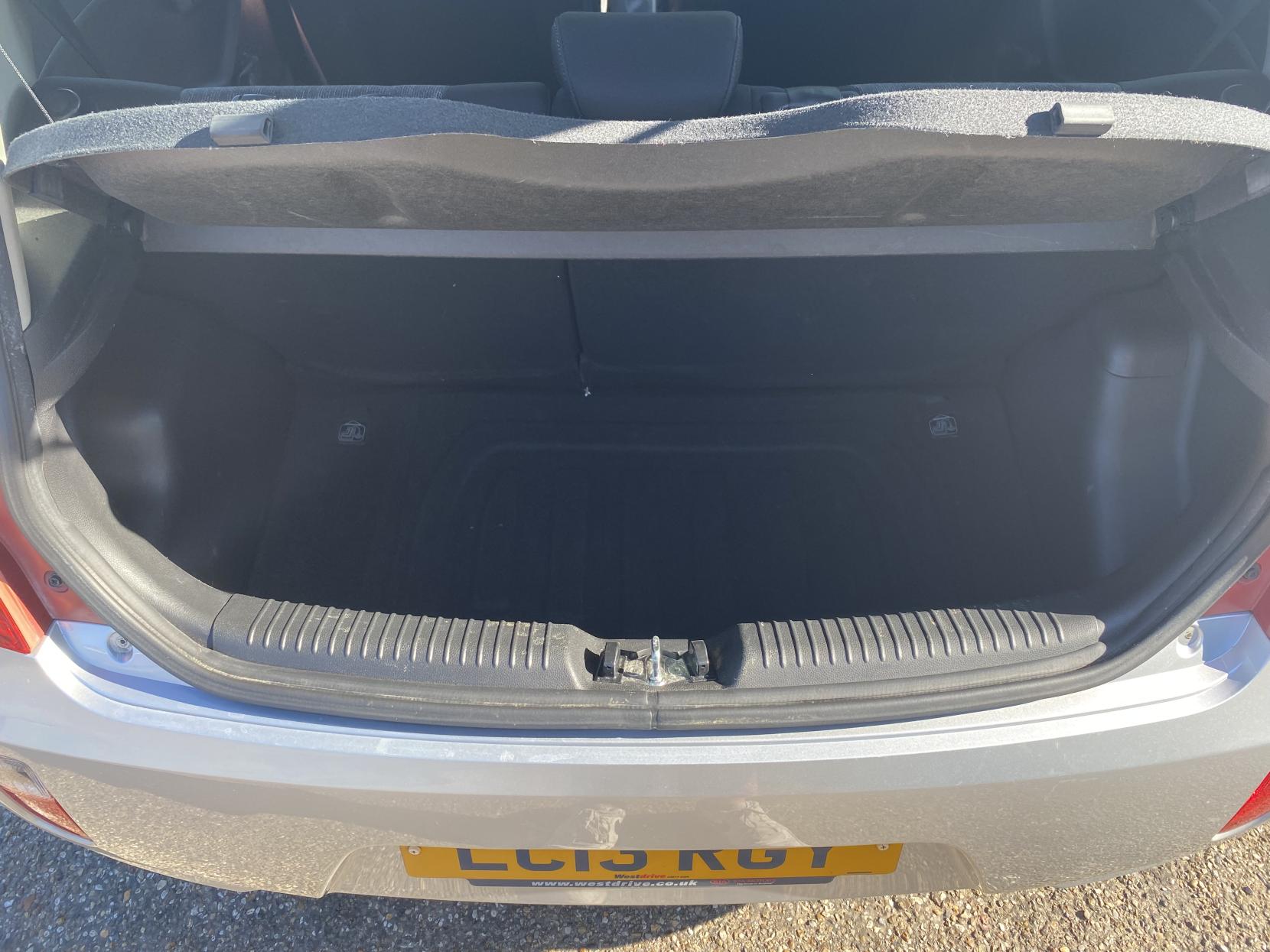 Kia Picanto 1.0 1 Hatchback 5dr Petrol Manual Euro 5 (68 bhp)