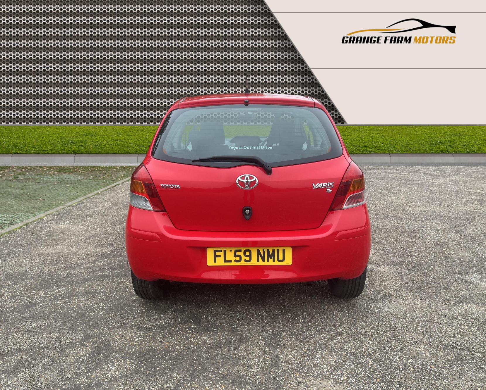 Toyota Yaris 1.0 VVT-i T2 Hatchback 3dr Petrol Manual Euro 4 (69 ps)