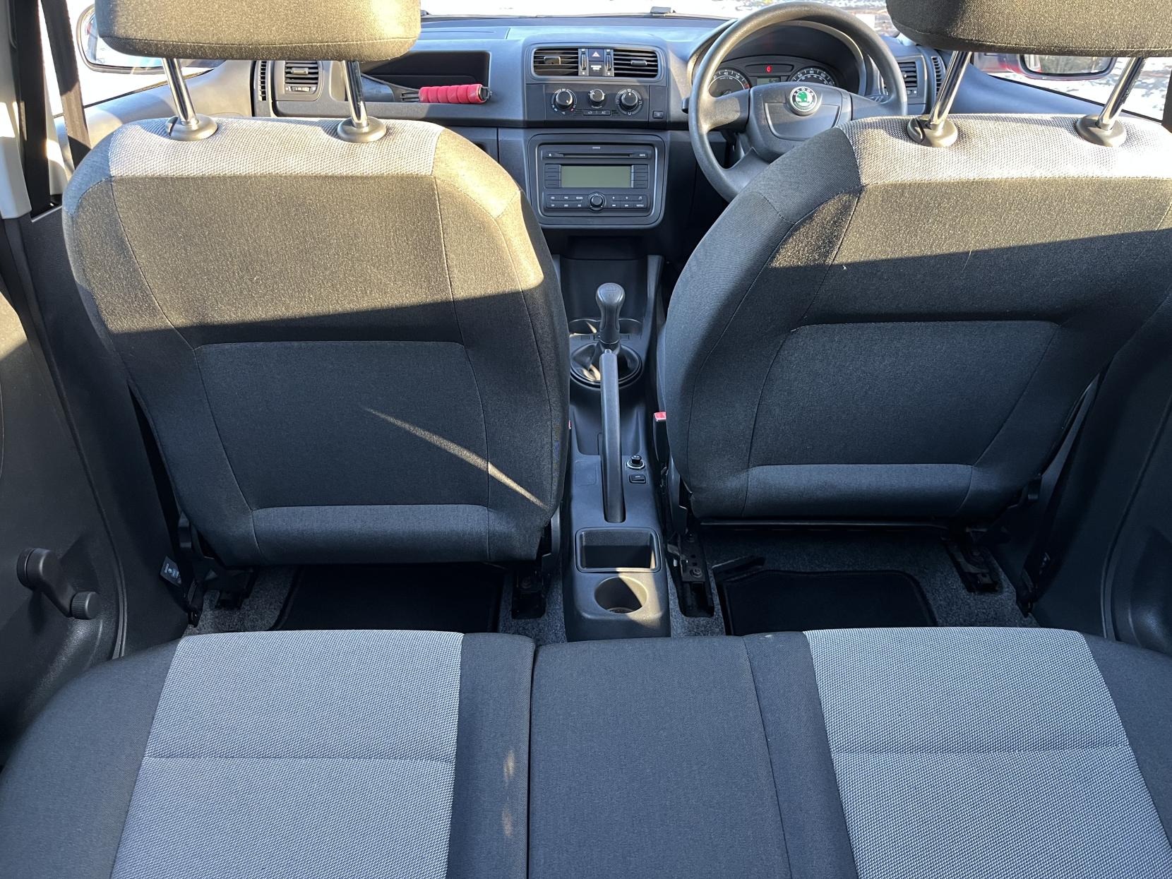 Skoda Fabia 1.2 HTP 6V 1 Hatchback 5dr Petrol Manual (140 g/km, 60 bhp)