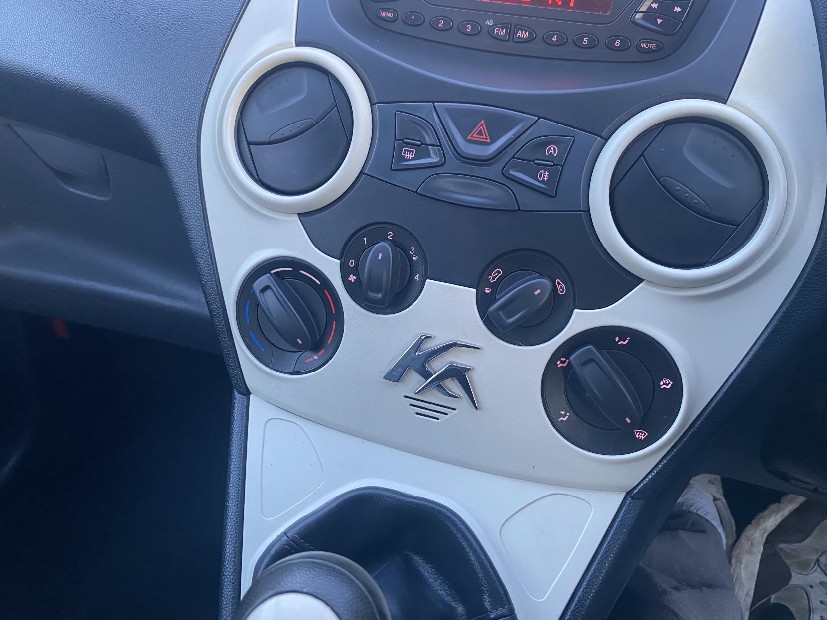 Ford Ka 1.2 Studio Hatchback 3dr Petrol Manual Euro 5 (s/s) (69 ps)