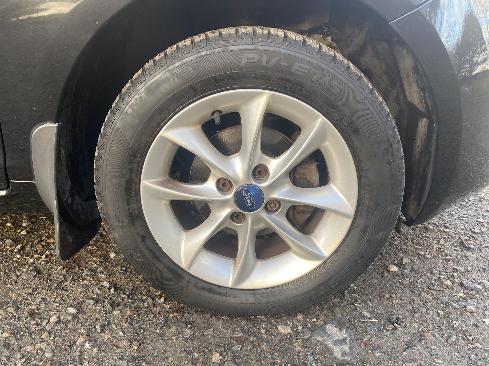 Ford Ka 1.2 Studio Hatchback 3dr Petrol Manual Euro 5 (s/s) (69 ps)