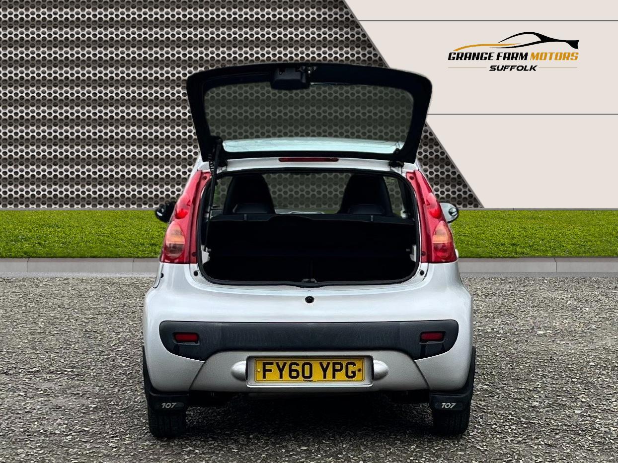 Peugeot 107 1.0 12V Allure Hatchback 5dr Petrol Manual Euro 4 (68 ps)