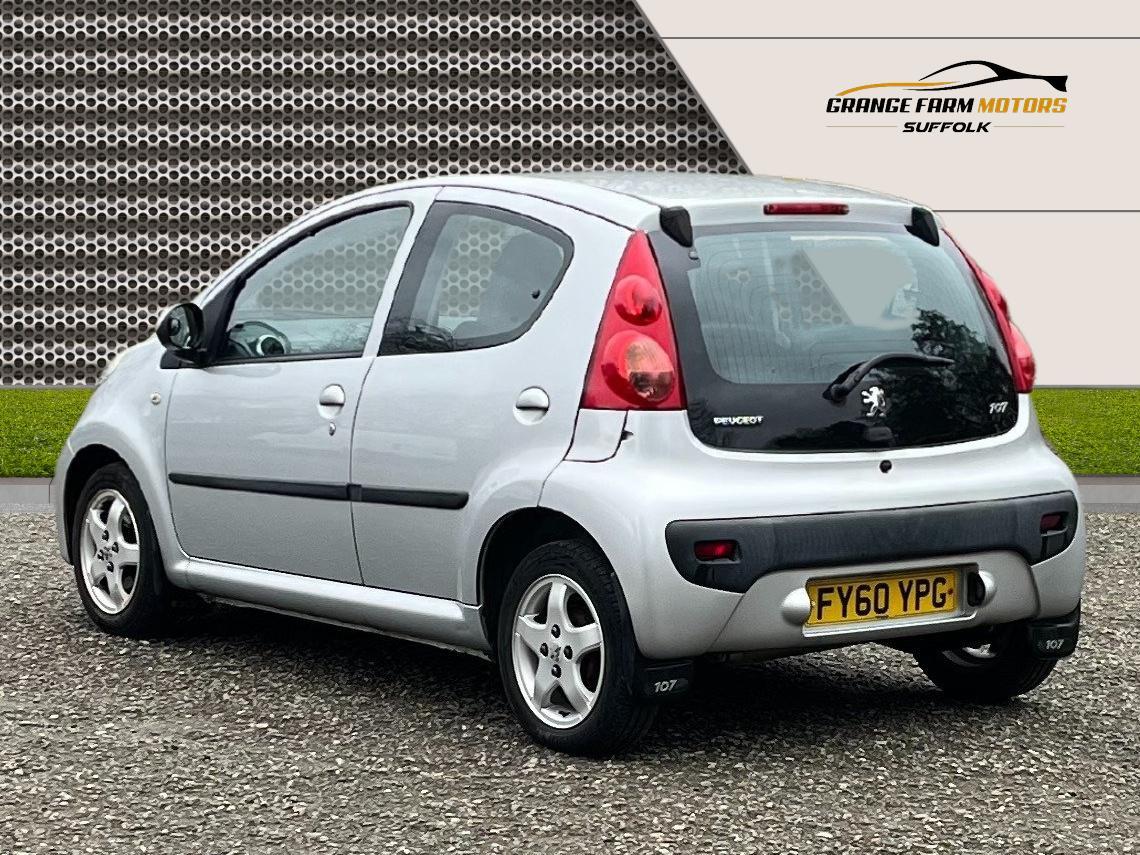 Peugeot 107 1.0 12V Allure Hatchback 5dr Petrol Manual Euro 4 (68 ps)