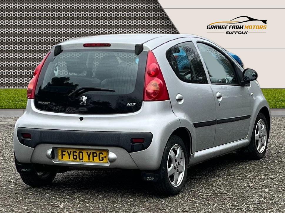 Peugeot 107 1.0 12V Allure Hatchback 5dr Petrol Manual Euro 4 (68 ps)