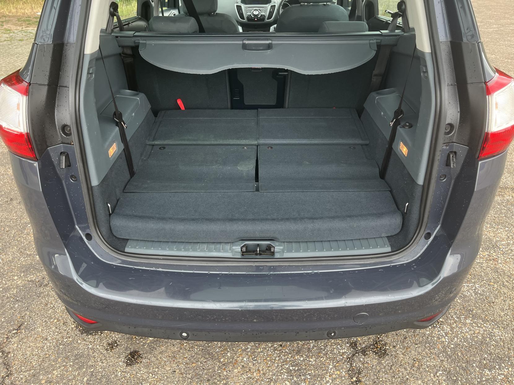 Ford Grand C-Max 1.6 Titanium MPV 5dr Petrol Manual Euro 5 (125 ps)