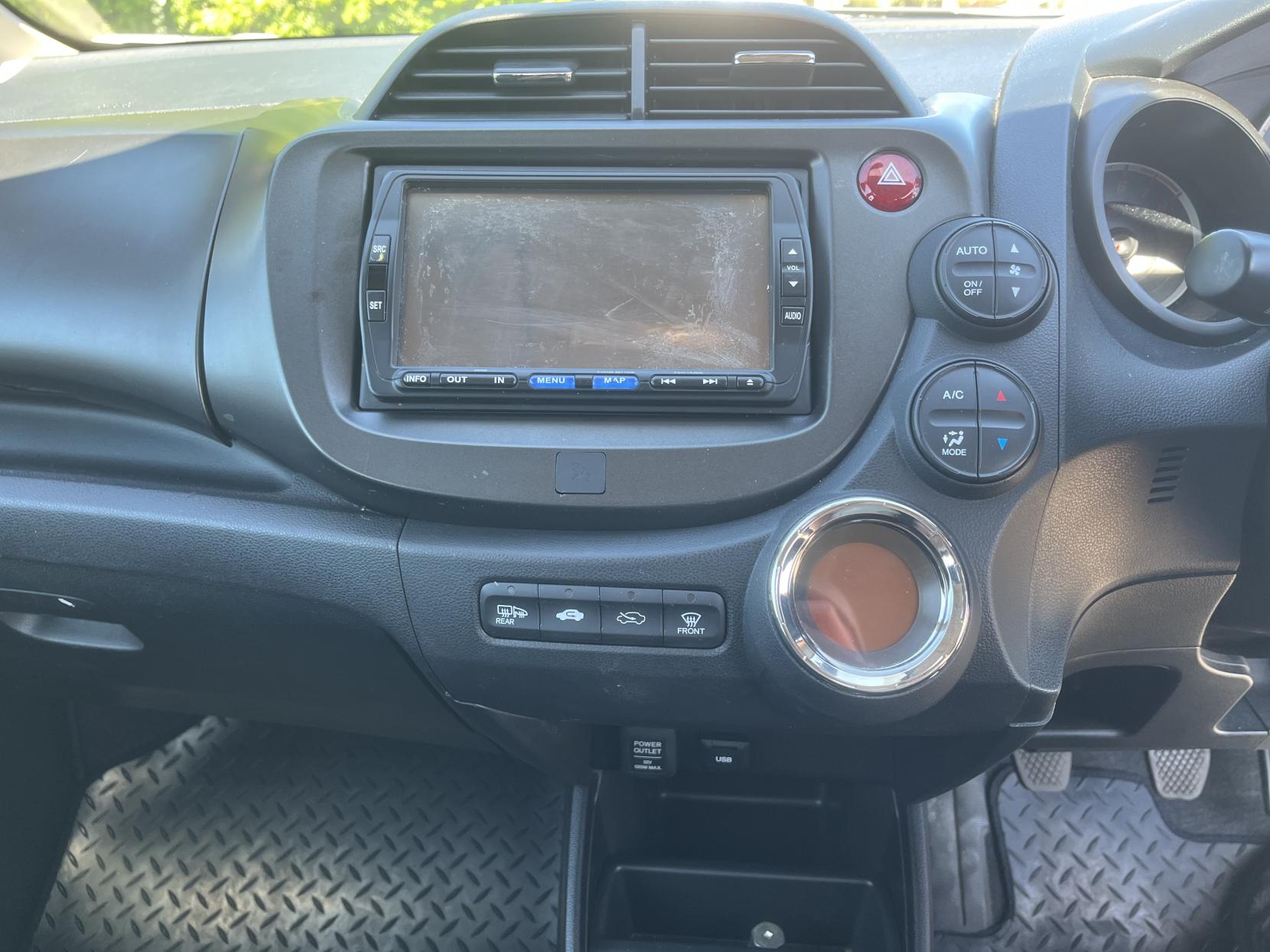Honda Jazz 1.4 i-VTEC ES-T Hatchback 5dr Petrol Manual Euro 5 (99 ps)