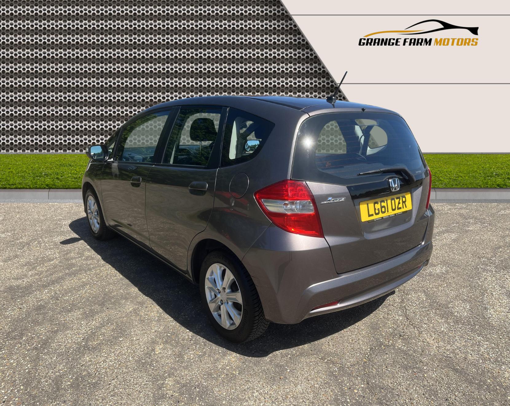 Honda Jazz 1.4 i-VTEC ES-T Hatchback 5dr Petrol Manual Euro 5 (99 ps)