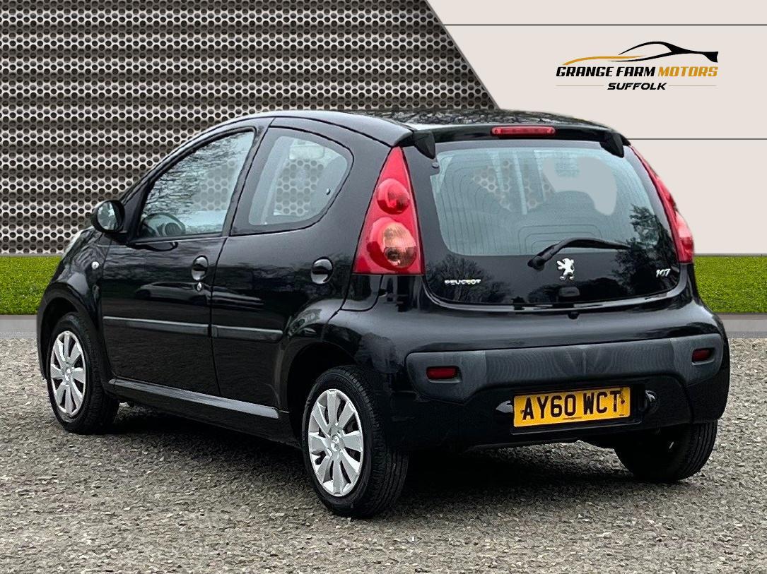 Peugeot 107 1.0 12V Urban Hatchback 5dr Petrol Manual Euro 4 (68 ps)