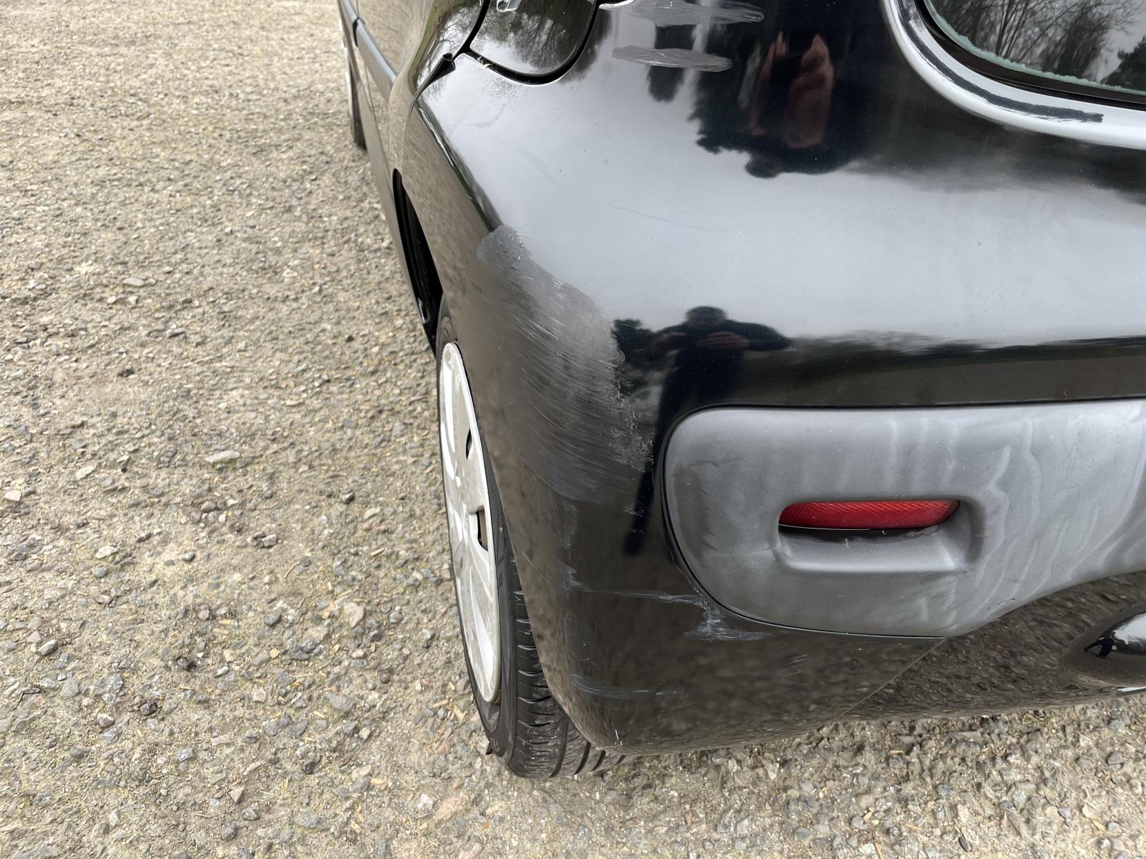 Peugeot 107 1.0 12V Urban Hatchback 5dr Petrol Manual Euro 4 (68 ps)