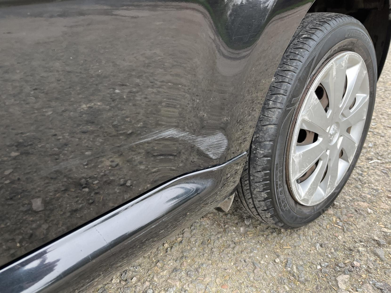 Peugeot 107 1.0 12V Urban Hatchback 5dr Petrol Manual Euro 4 (68 ps)