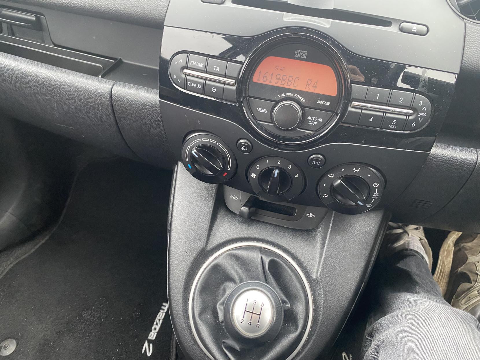 Mazda Mazda2 1.3 Tamura Hatchback 5dr Petrol Manual Euro 5 (84 ps)