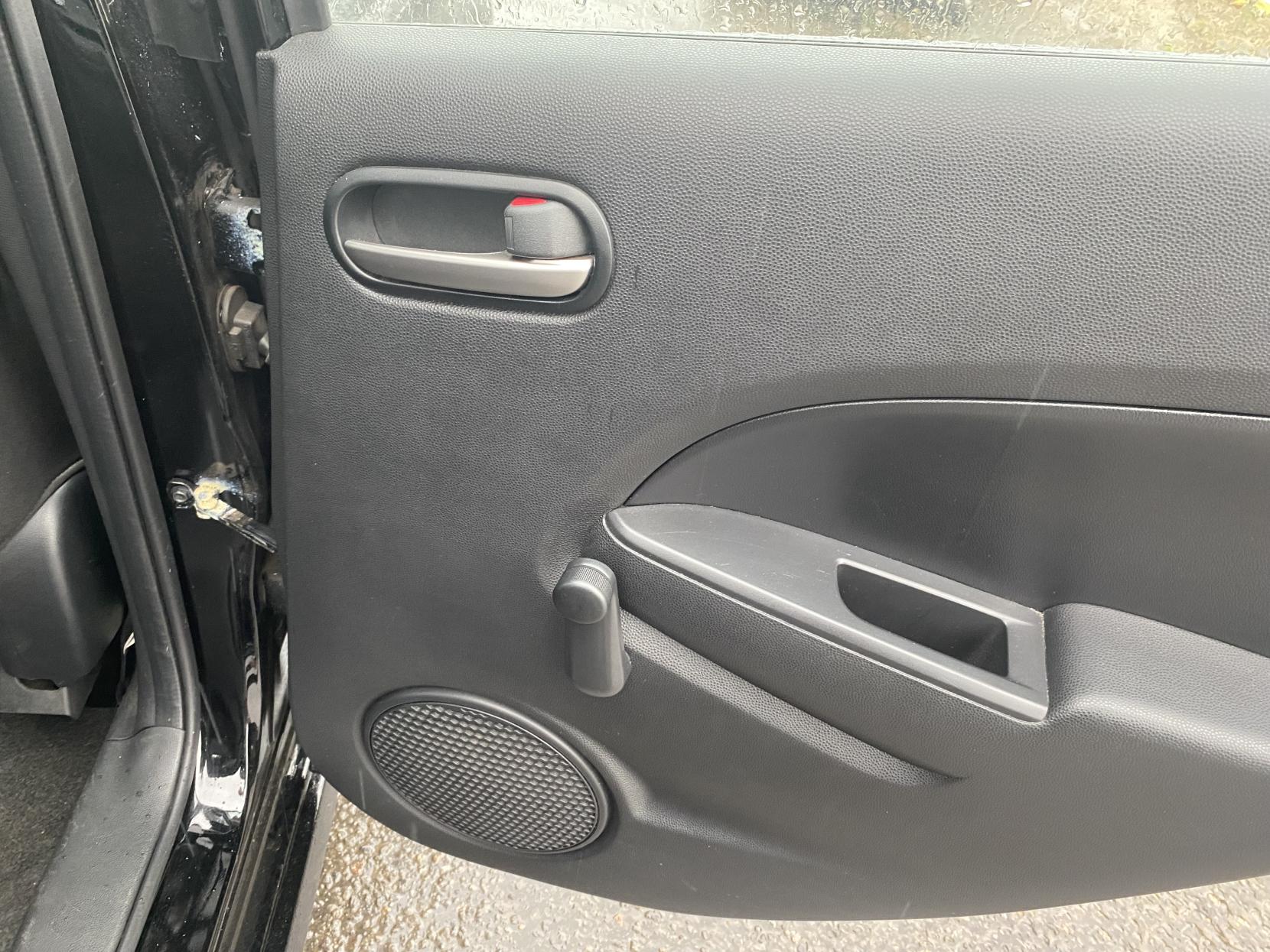 Mazda Mazda2 1.3 Tamura Hatchback 5dr Petrol Manual Euro 5 (84 ps)