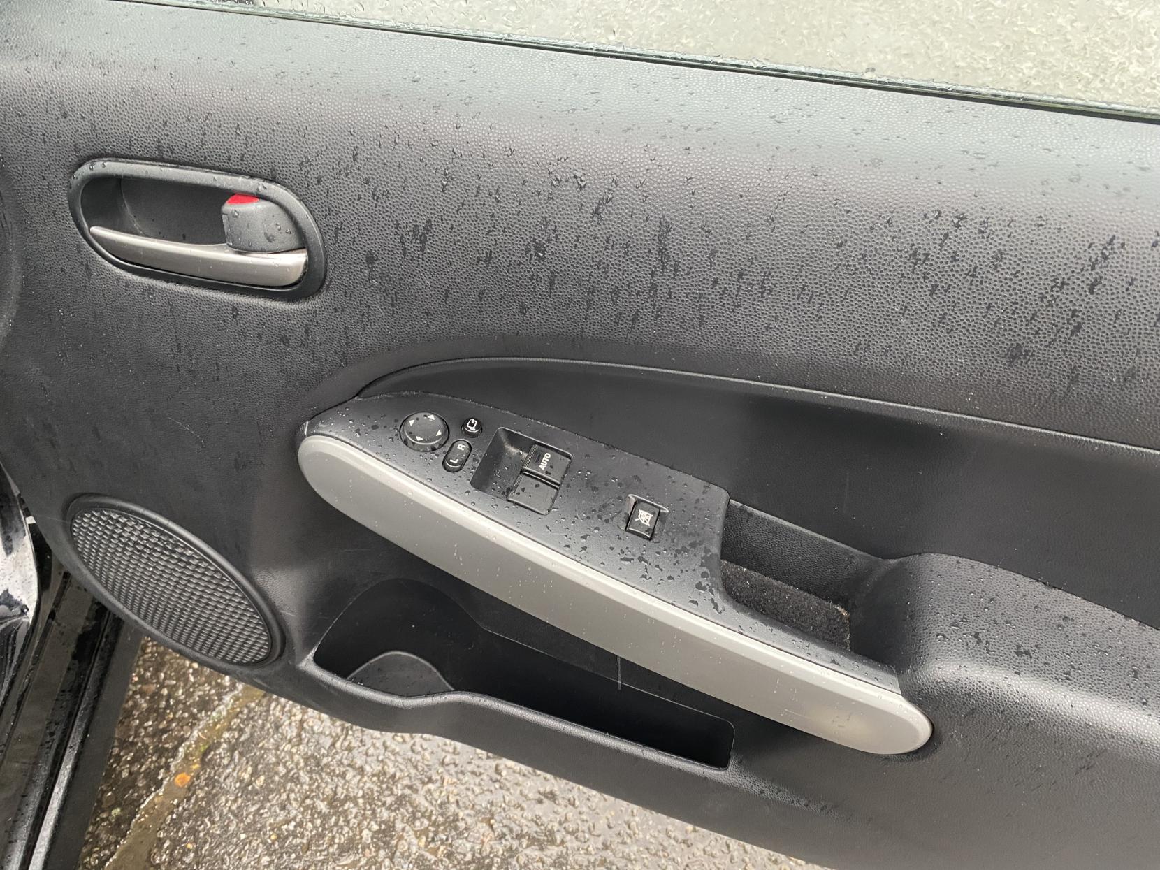 Mazda Mazda2 1.3 Tamura Hatchback 5dr Petrol Manual Euro 5 (84 ps)