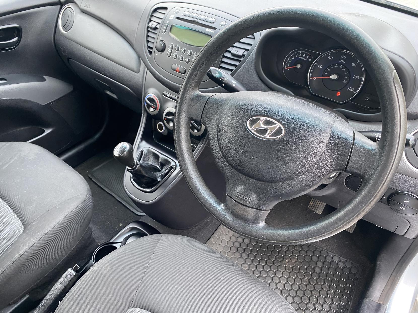 Hyundai i10 1.2 Active Hatchback 5dr Petrol Manual Euro 5 (85 bhp)