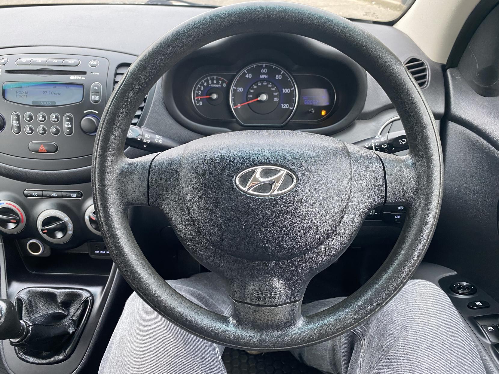 Hyundai i10 1.2 Active Hatchback 5dr Petrol Manual Euro 5 (85 bhp)