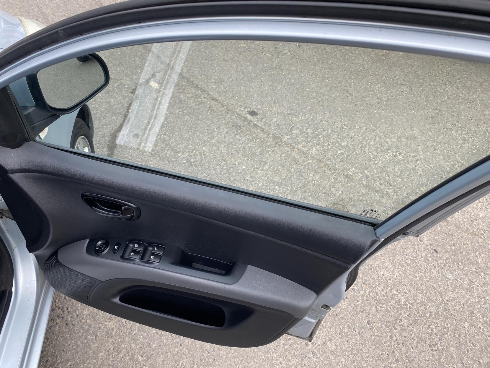 Hyundai i10 1.2 Active Hatchback 5dr Petrol Manual Euro 5 (85 bhp)