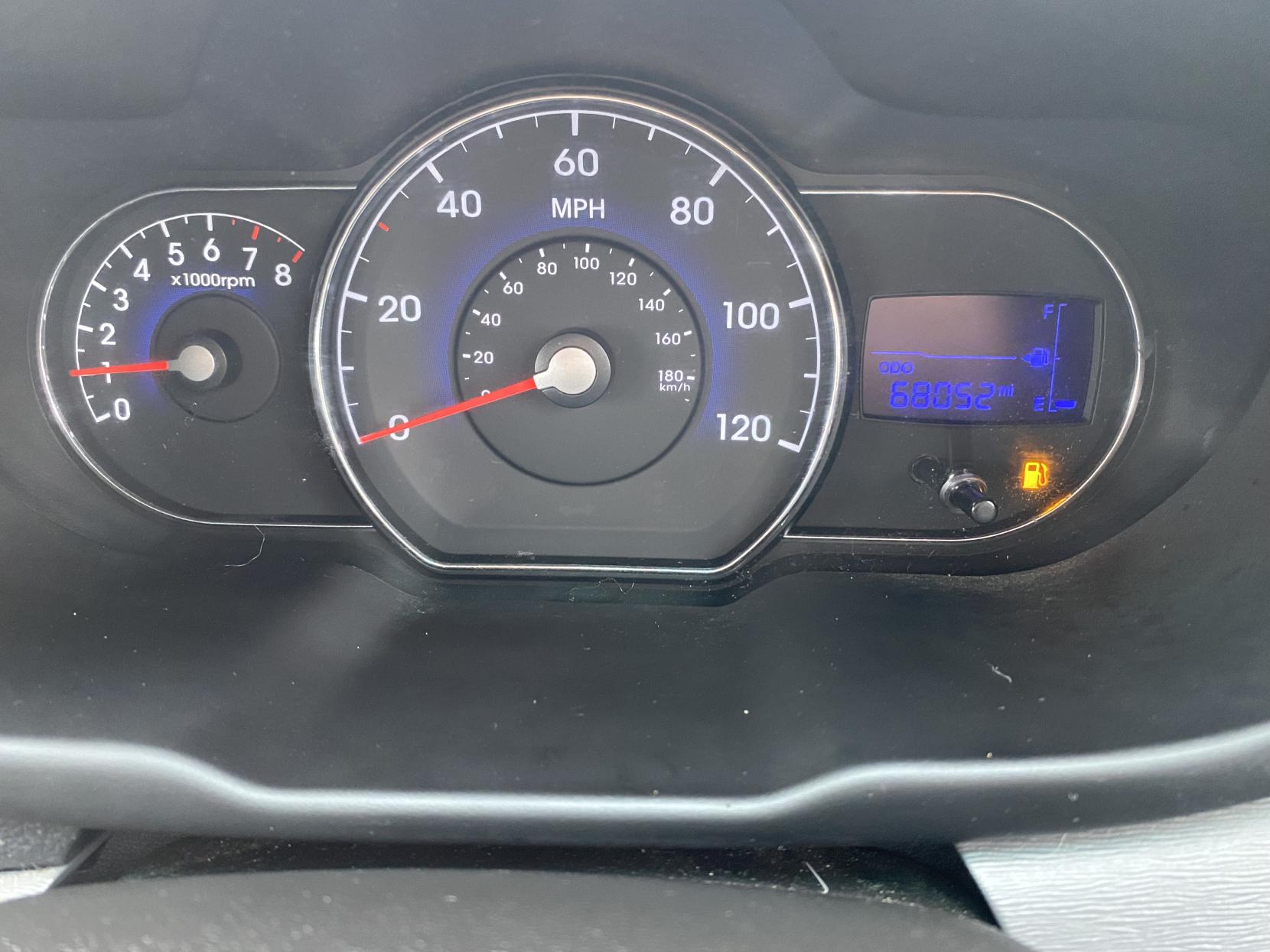 Hyundai i10 1.2 Active Hatchback 5dr Petrol Manual Euro 5 (85 bhp)