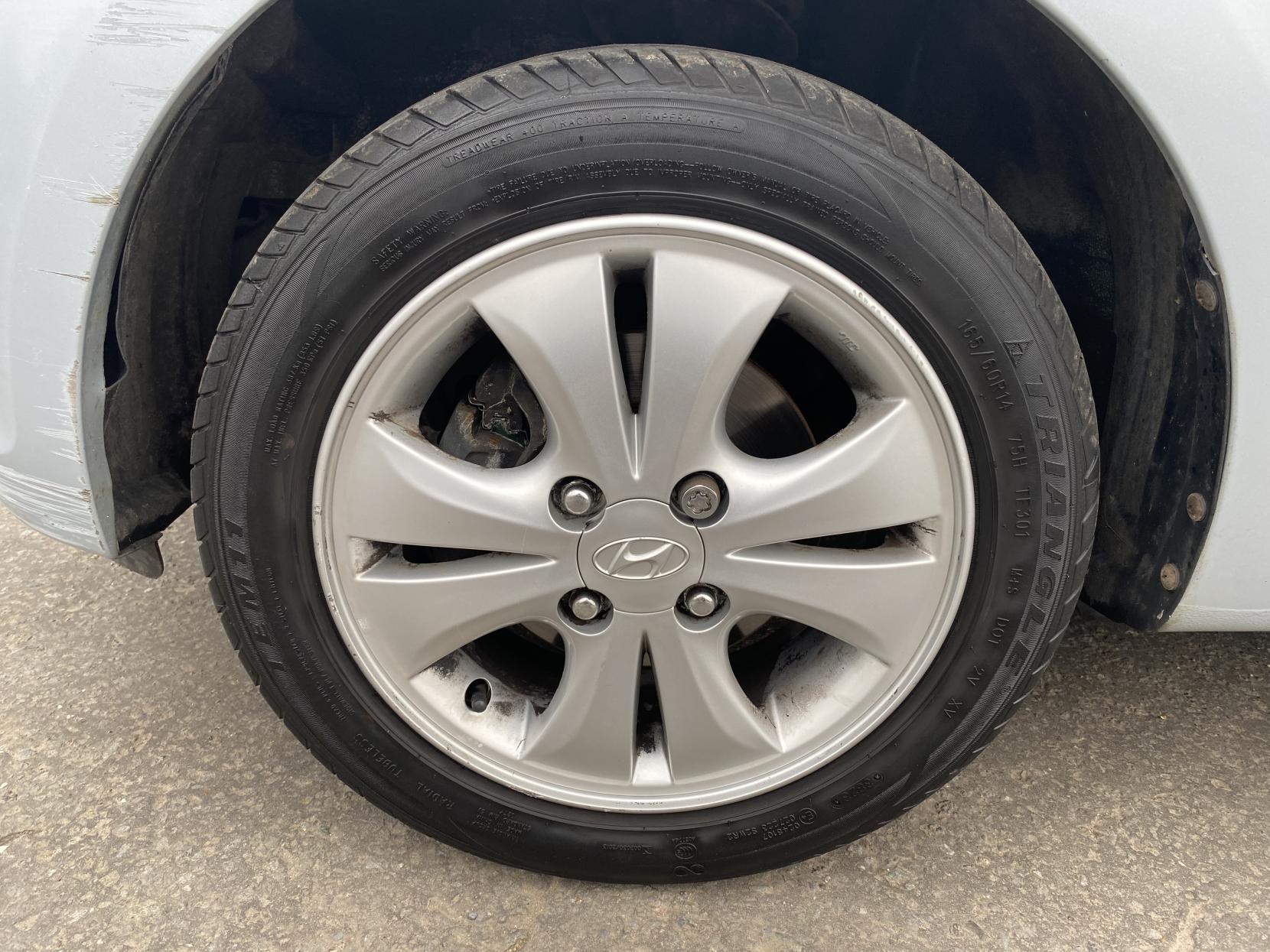 Hyundai i10 1.2 Active Hatchback 5dr Petrol Manual Euro 5 (85 bhp)