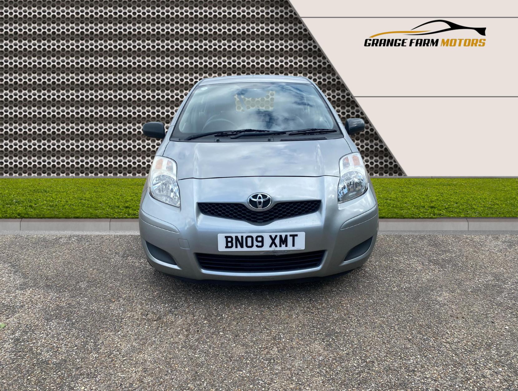 Toyota Yaris 1.33 Dual VVT-i TR Hatchback 5dr Petrol Manual Euro 4 (s/s) (101 ps)
