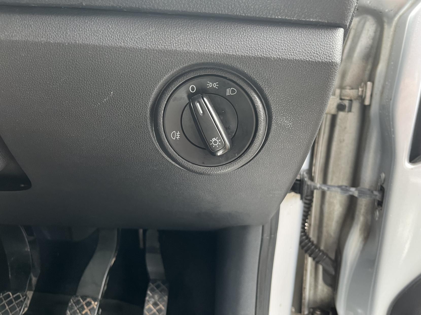 Skoda Citigo 1.0 MPI SE Hatchback 5dr Petrol Manual Euro 5 (60 ps)