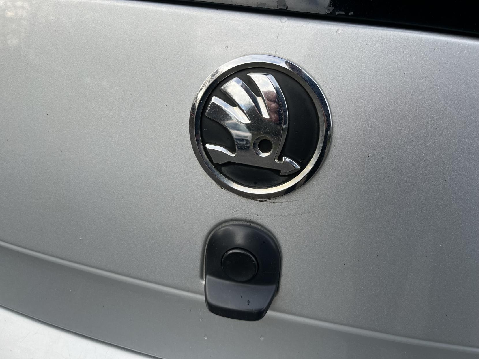 Skoda Citigo 1.0 MPI SE Hatchback 5dr Petrol Manual Euro 5 (60 ps)