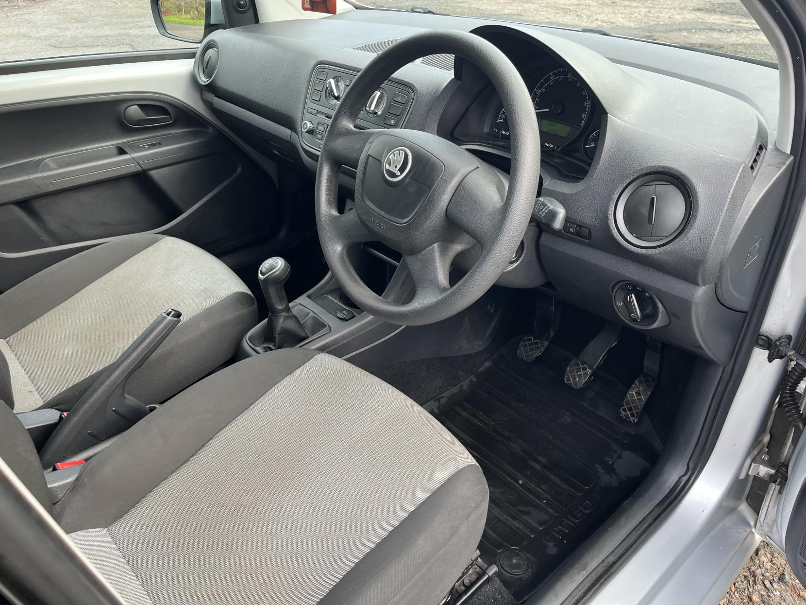 Skoda Citigo 1.0 MPI SE Hatchback 5dr Petrol Manual Euro 5 (60 ps)