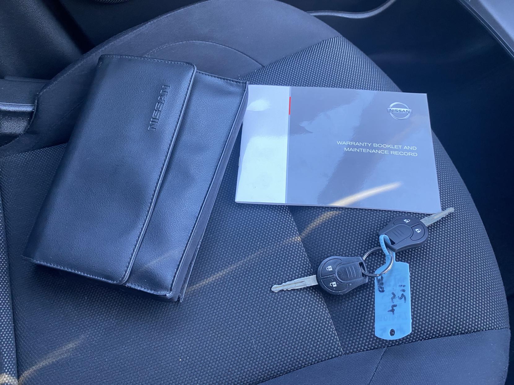 Nissan Juke 1.6 Acenta SUV 5dr Petrol Manual Euro 5 (s/s) (117 ps)