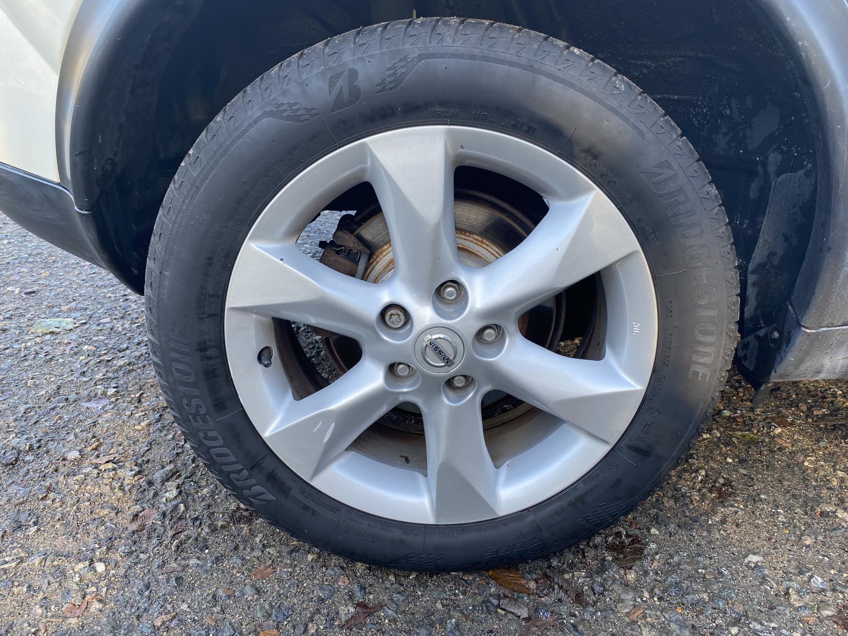 Nissan Juke 1.6 Acenta SUV 5dr Petrol Manual Euro 5 (s/s) (117 ps)