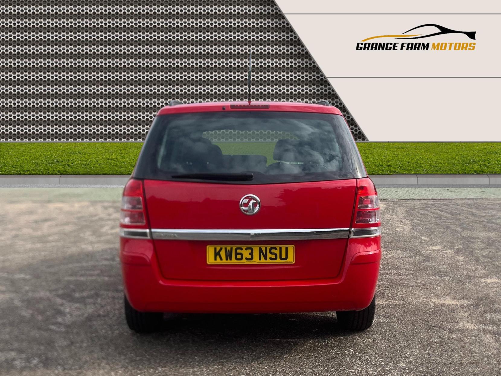 Vauxhall Zafira 1.8 16V Exclusiv MPV 5dr Petrol Manual Euro 5 (120 ps)
