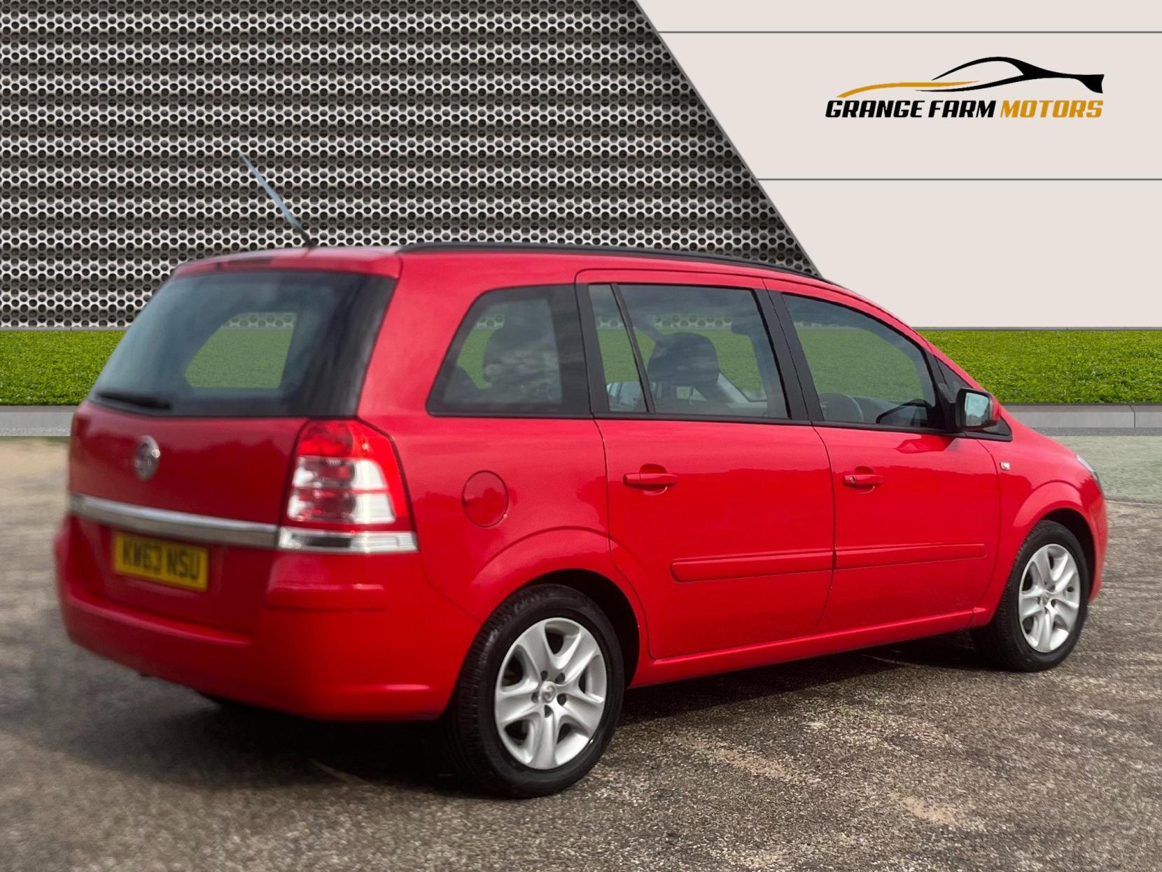 Vauxhall Zafira 1.8 16V Exclusiv MPV 5dr Petrol Manual Euro 5 (120 ps)