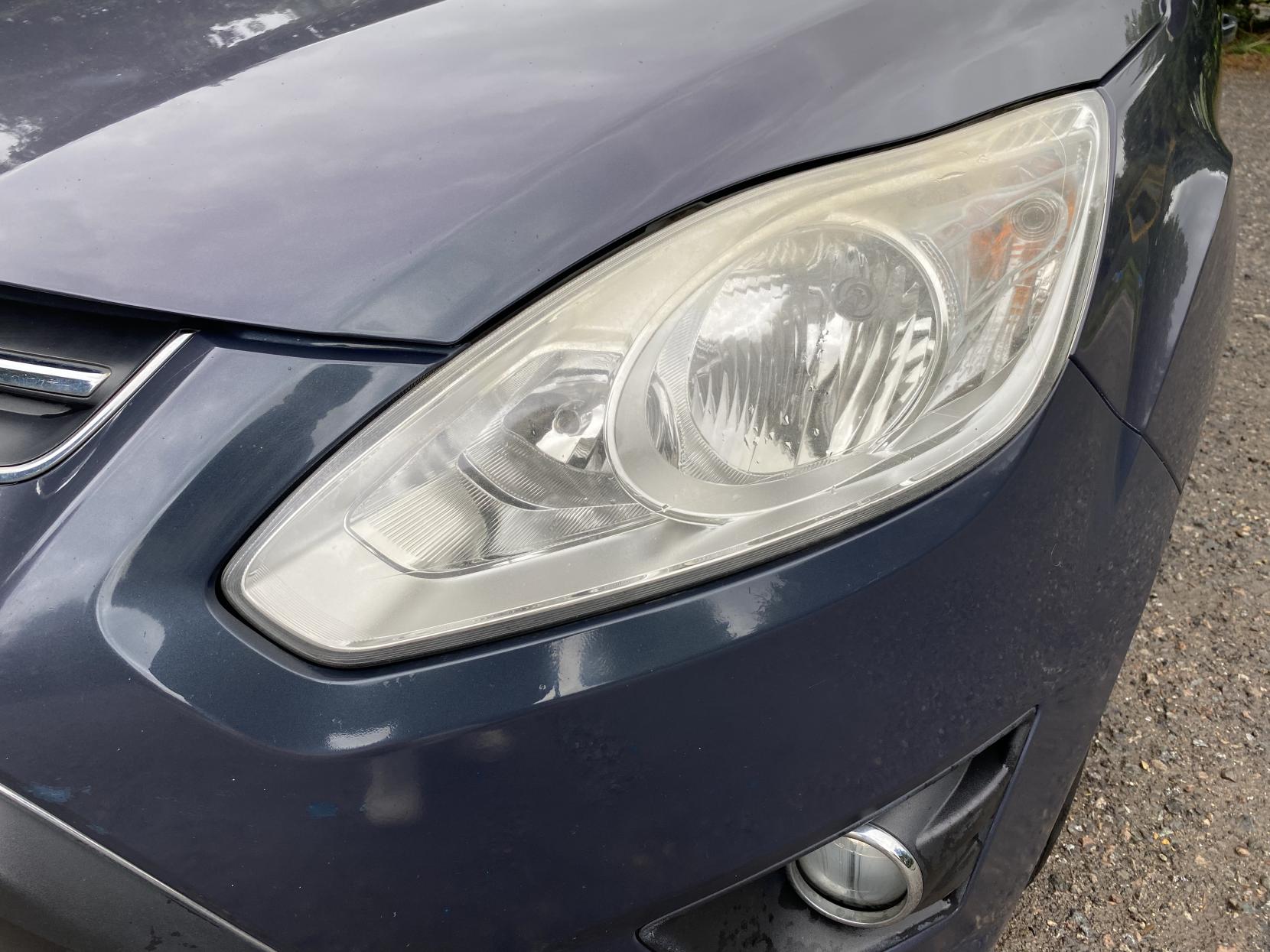 Ford C-Max 1.6 Zetec MPV 5dr Petrol Manual Euro 5 (105 ps)