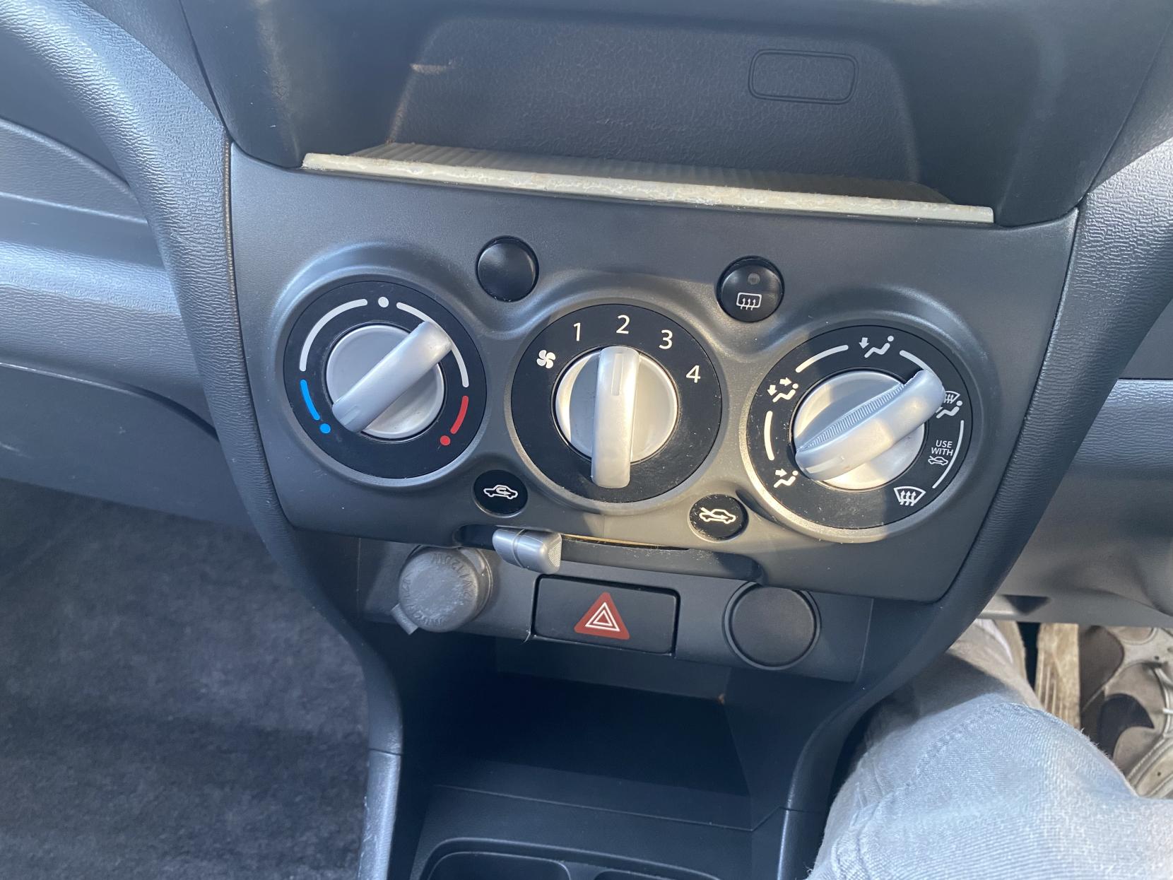 Suzuki Alto 1.0 12V SZ Hatchback 5dr Petrol Manual Euro 5 (68 ps)