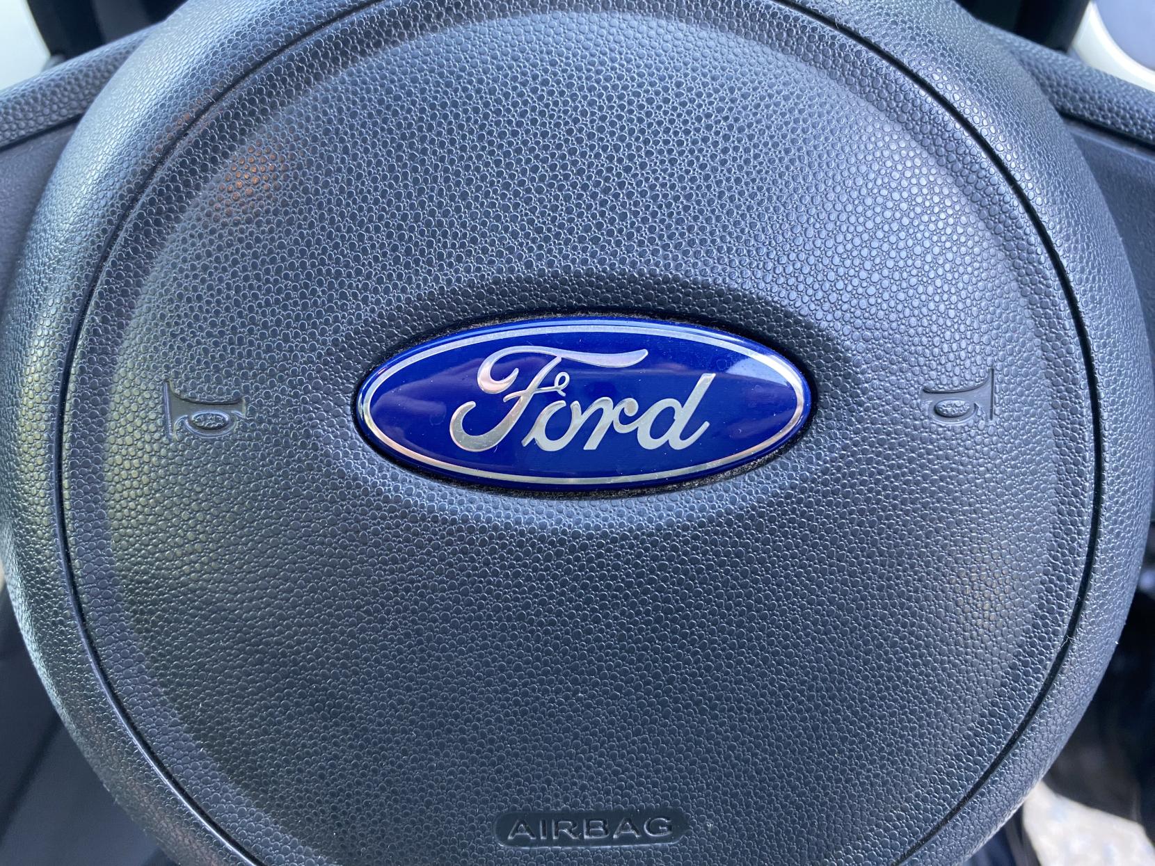 Ford Ka 1.2 Studio Hatchback 3dr Petrol Manual Euro 5 (69 ps)