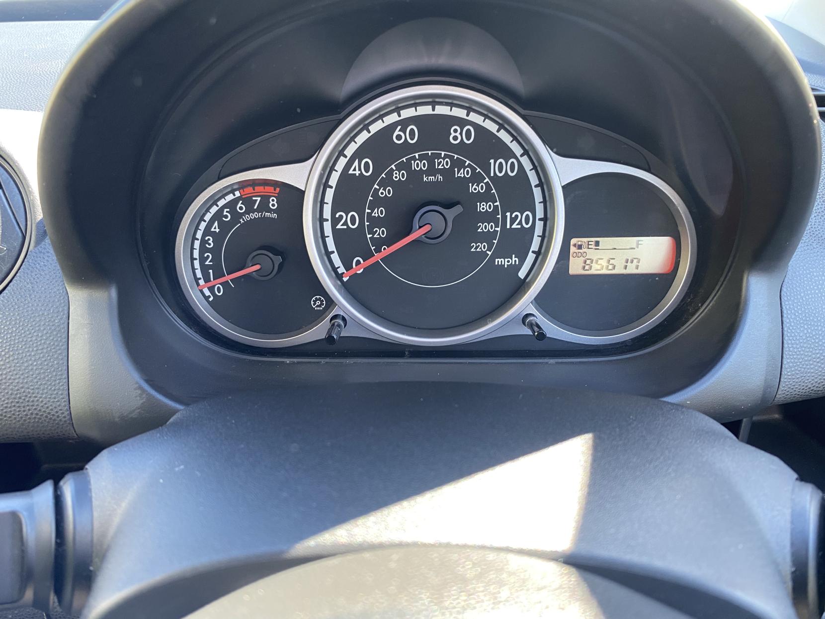 Mazda Mazda2 1.3 TS Hatchback 5dr Petrol Manual Euro 5 (75 ps)