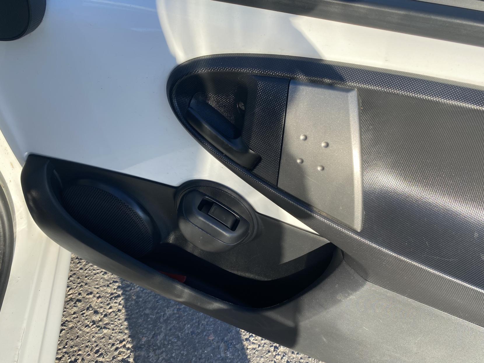 Citroen C1 1.0i Edition Hatchback 3dr Petrol Manual Euro 5 (68 ps)